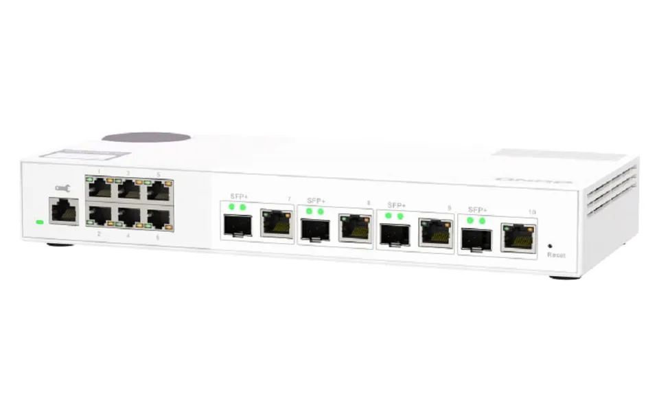 qnap-qsw-m2106-4c-commutateur-r-seau-g-r-l2-2-5g-10g-6x-2-5gbe-rj45-4x-combo-sfp image 1