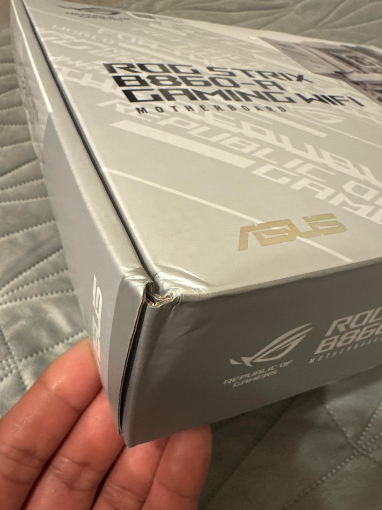 Très bonne carte, notice un peu juste